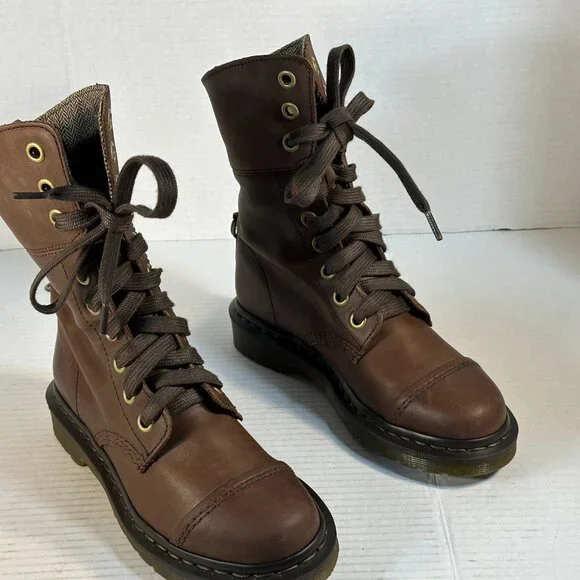 Dr. Martens Ladies size 7 Amilita Combat boots - Picture 4 of 16